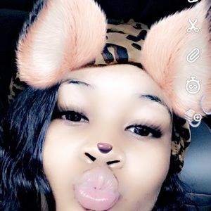 Meet your Posher, Janesha